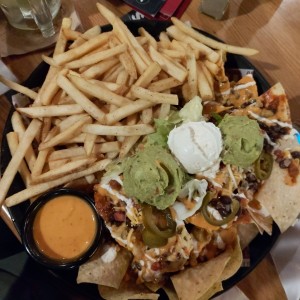 Nachos and fries bowm