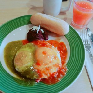 Huevos Divorciados