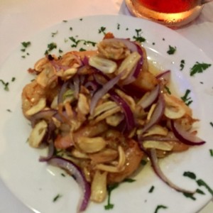Camarones al Ajillo