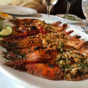 Camarones al Mojo de Ajo