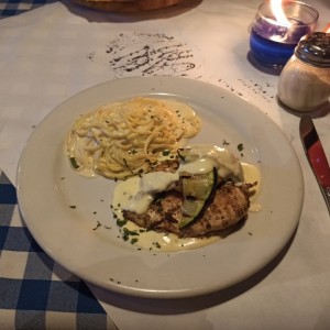 POLLO AL GORGONZOLA