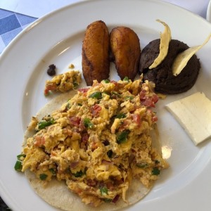 Desayuno chapin