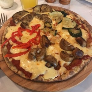 Pizza Vegetariana de Quinoa
