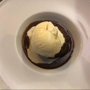 brownie con helado