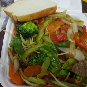 Chao mein de lomito