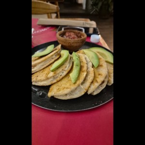 Tortillas con queso fresco