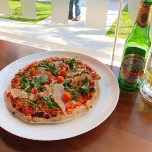 prosciutto y pomodorini 