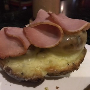 gorgonzola toast