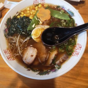 Ramen de cerdo