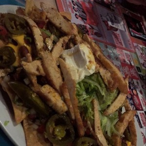 Nachos con Pollo