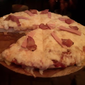 Pizzas - Hawaiian