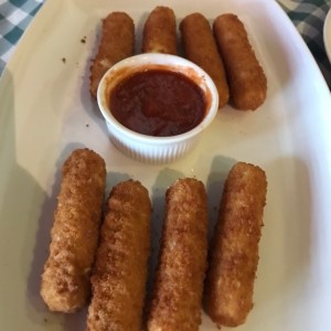 Entrada de deditos de queso