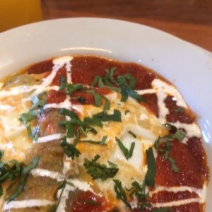 Desayunos Completos - Chilaquiles Mexicanos
