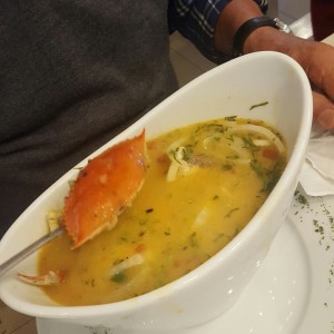 Caldo de mariscos