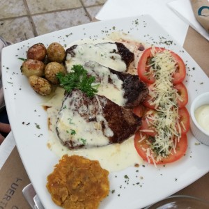 carne con salsa de queso