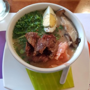 Sopas - Ramen de Lomito