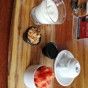 yogurt con fruta