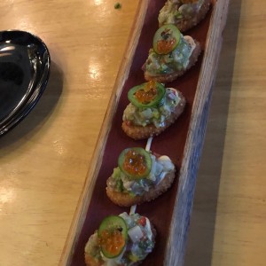 Hamachi Rice Bite