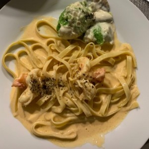 Pasta con Camarones