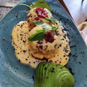 Huevos Benedictinos