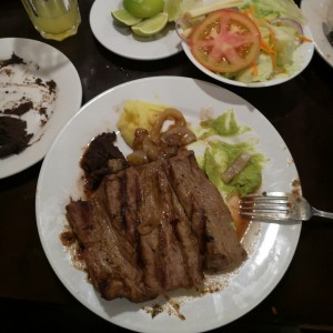 Nuestra Parrilla - Lomito 2 Lb. (4 personas)