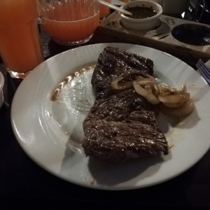 Nuestra Parrilla - Lomito 2 Lb. (4 personas)