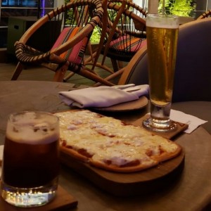 Pizza 4 quesos