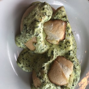 Huevos Escondidos al Estilo Florentino