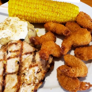 camarones empanizados y pollo!