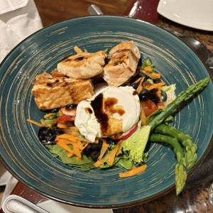 Ensalada de salmón