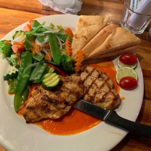 RED BELL PEPPER CHICKEN