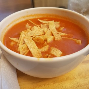 sopa de tortilla