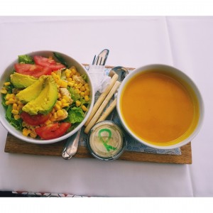 ENSALADAS - Primavera + sopa