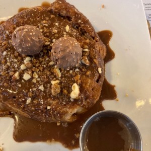 Panqueque de ferrero rocher