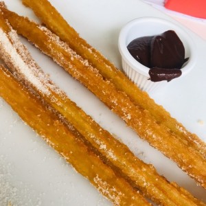 Churros con chocolate