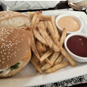 Hamburguesa Ixmucane
