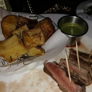 Papas y lomito 