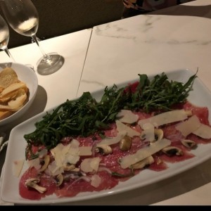 Por Compartir - Carpaccio lomito