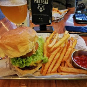 Burgers - Hops Cheeseburger