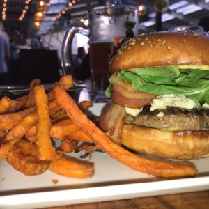 gorgonzola burger