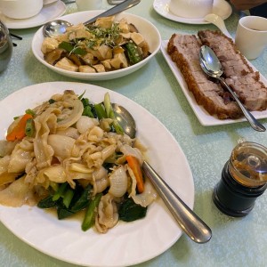 Tocineta al Vapor con Alga China