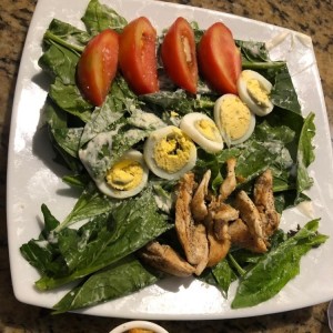 Ensalada Cesar con pollo