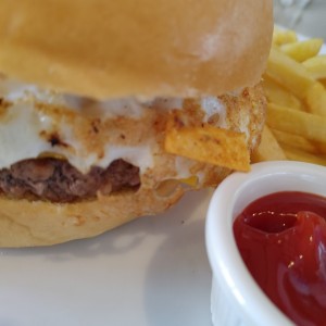 Huevos, Quesos Fundidos y Tocino