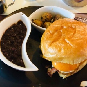 hamburguesa de hash brown