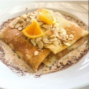 Crepe tres leches