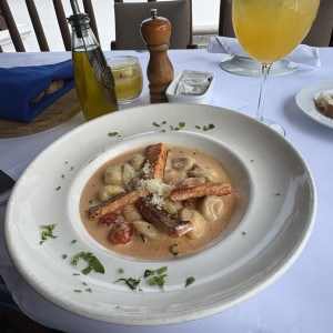 Salmon rose 