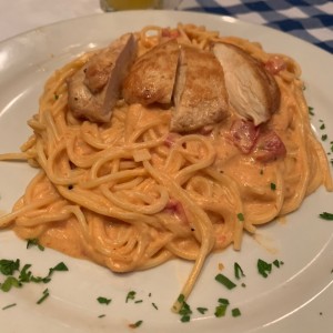 LINGUINE ALFREDO CON CHIPOTLE