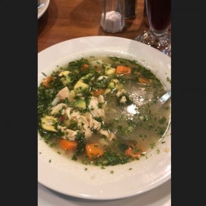 Almuerzos - Caldo de Pollo
