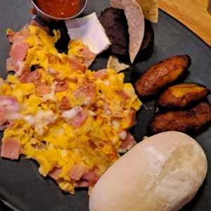 Desayunos Completos - Desayuno Chapín