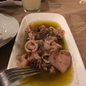ANTIPASTI - Calamari Alla Griglia
